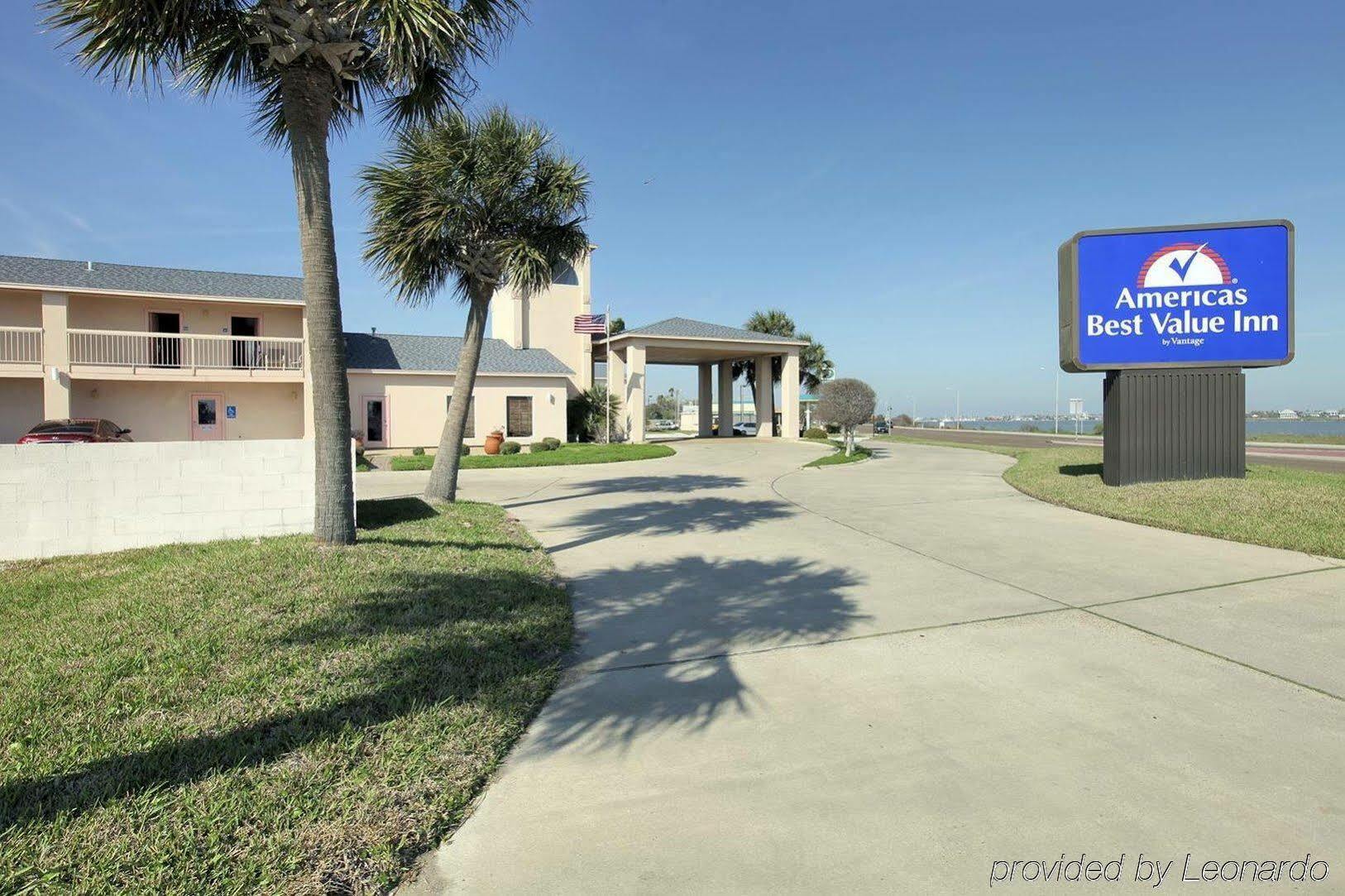 Days Inn By Wyndham Rockport Texas Exterior foto